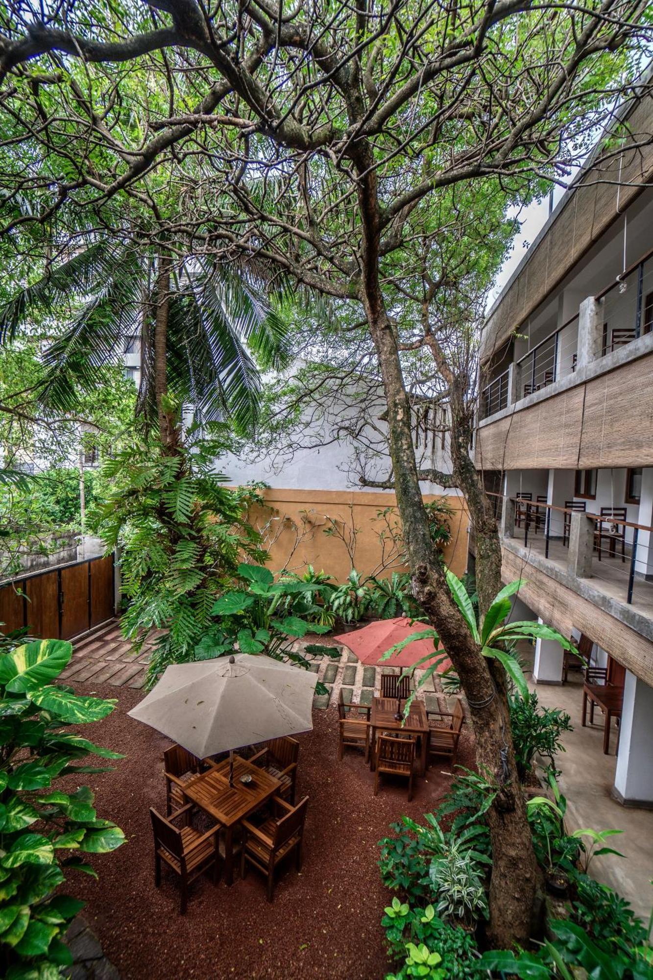 Sayura House Hotel Colombo Eksteriør billede